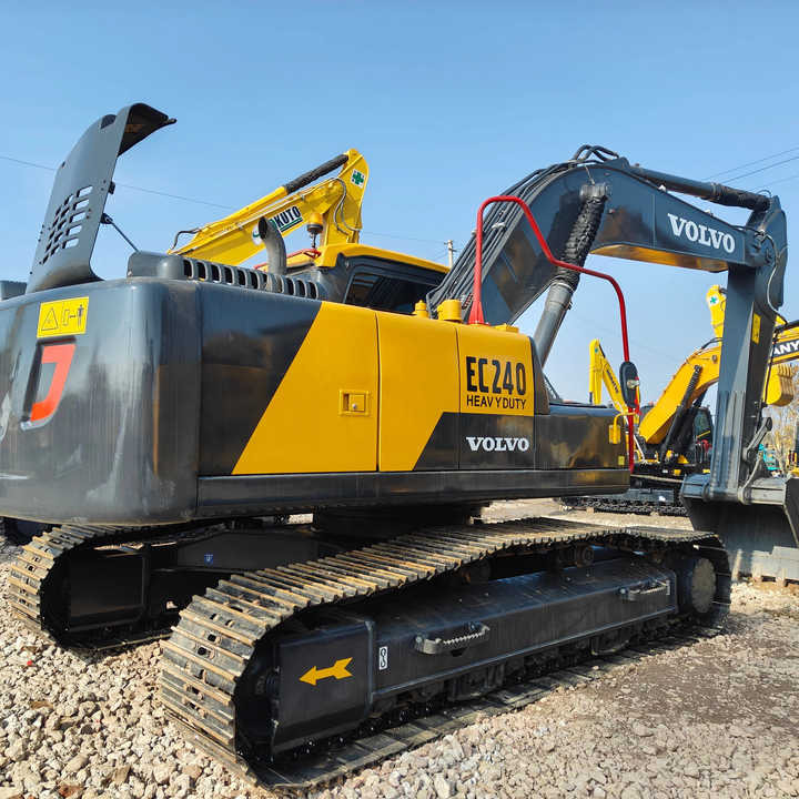 Used VOLVO EC240 Excavator for Sale with Good Performance and Low Price Powerful Construction Machinery for Sale - حفارة: صور 1 Used VOLVO EC240 Excavator for Sale with Good Performance and Low Price Powerful Construction Machinery for Sale - حفارة: صور 1