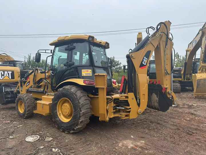 Used Wheel Loader CAT420F Caterpillar 420F Mini Construction Machinery Mini Wheel Skid Steer Loader in Stock - حفار متعدد الاستخدام: صور 3 Used Wheel Loader CAT420F Caterpillar 420F Mini Construction Machinery Mini Wheel Skid Steer Loader in Stock - حفار متعدد الاستخدام: صور 3