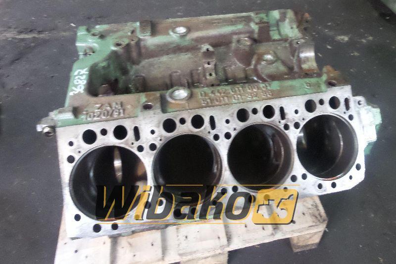 Block Mercedes OM442LA D4420110001 - كتلة اسطوانة - آلات البناء: صور 1 Block Mercedes OM442LA D4420110001 - كتلة اسطوانة - آلات البناء: صور 1