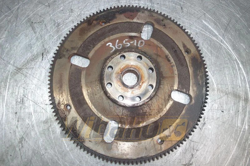 Case 6T-830 3819548 - دولاب الموازنة - آلات البناء: صور 1 Case 6T-830 3819548 - دولاب الموازنة - آلات البناء: صور 1