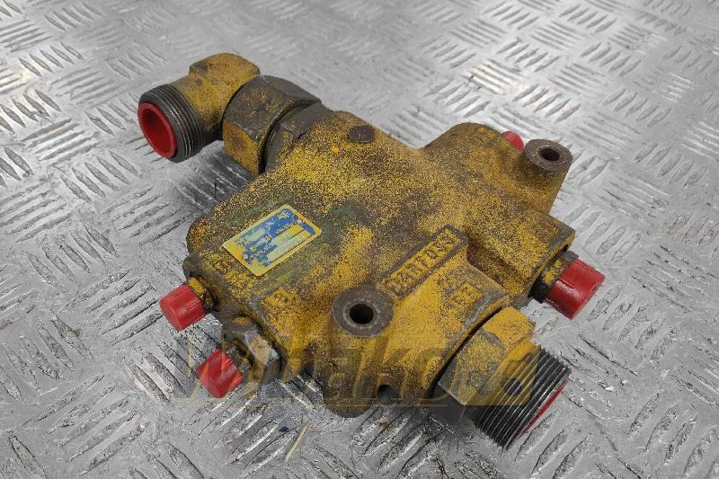 Danfoss 160 152B1085 - صمام هيدروليكي - آلات البناء: صور 1 Danfoss 160 152B1085 - صمام هيدروليكي - آلات البناء: صور 1