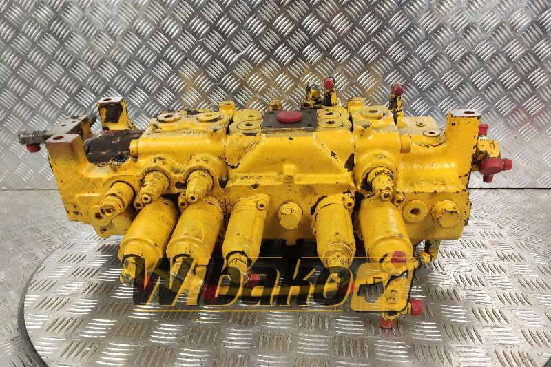 Distributor Kawasaki KMX15F/23017 36U2817F3 - صمام هيدروليكي - آلات البناء: صور 1 Distributor Kawasaki KMX15F/23017 36U2817F3 - صمام هيدروليكي - آلات البناء: صور 1