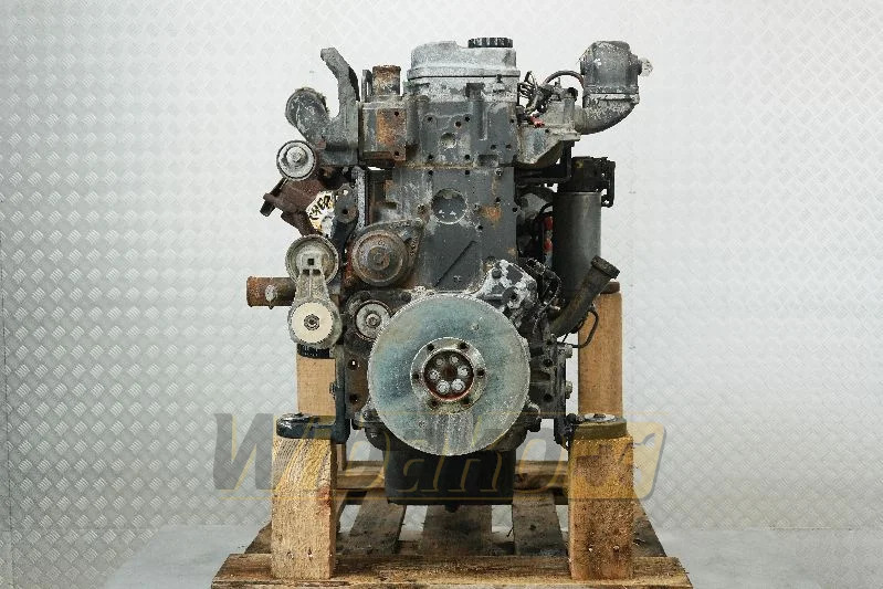 Iveco F4HE0684J*D100 - المحرك - آلات البناء: صور 4 Iveco F4HE0684J*D100 - المحرك - آلات البناء: صور 4