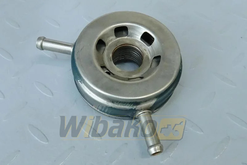 Kubota 1A024-37010 - مبرد الزيت - آلات البناء: صور 1 Kubota 1A024-37010 - مبرد الزيت - آلات البناء: صور 1