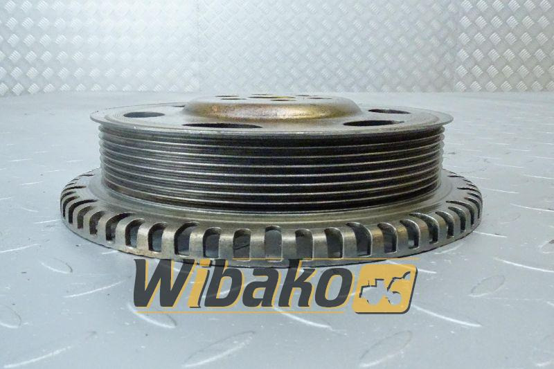 Pulley Iveco 5802063395 - المحرك و قطع الغيار - آلات البناء: صور 1 Pulley Iveco 5802063395 - المحرك و قطع الغيار - آلات البناء: صور 1