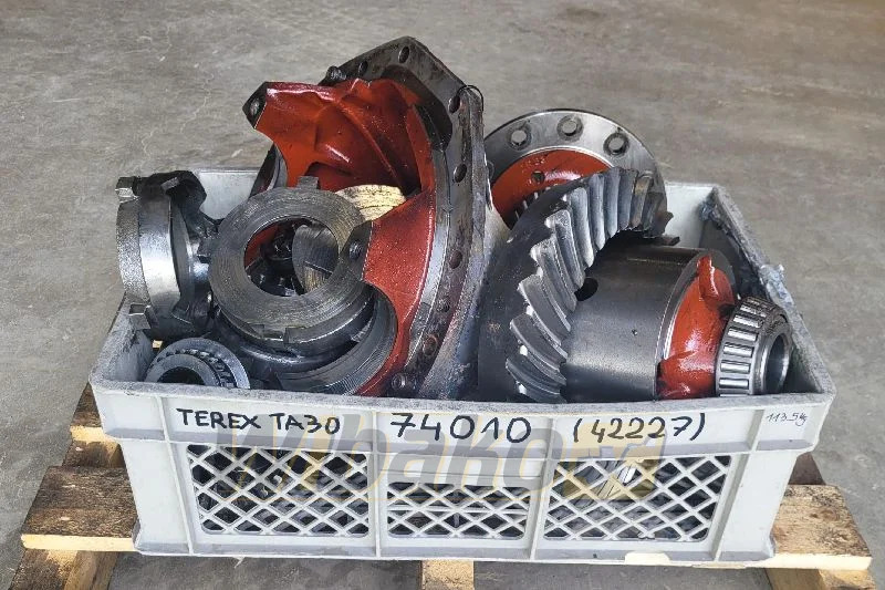 Terex TA30 - التفاضلية والعتاد - آلات البناء: صور 1 Terex TA30 - التفاضلية والعتاد - آلات البناء: صور 1
