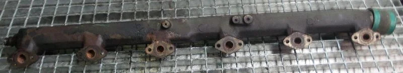 Volvo D12D 479602/479601 - مشعب السحب - آلات البناء: صور 1 Volvo D12D 479602/479601 - مشعب السحب - آلات البناء: صور 1