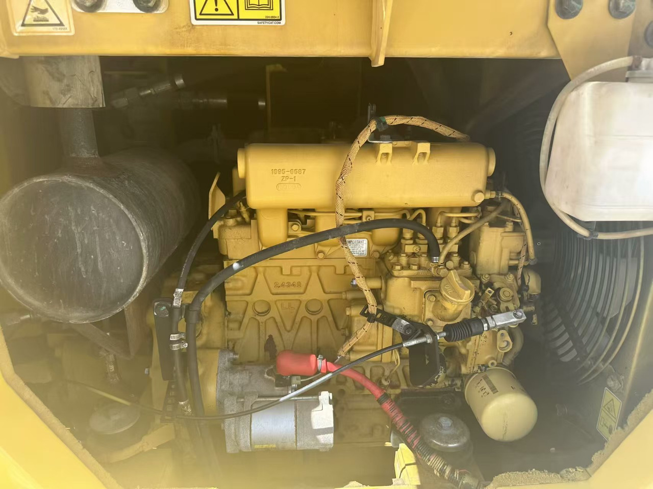 CATERPILLAR 306E2 - حفارات زحافة: صور 2 CATERPILLAR 306E2 - حفارات زحافة: صور 2