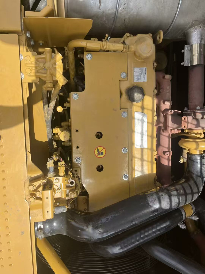 حفارات زحافة CATERPILLAR 323D2L: صور 10