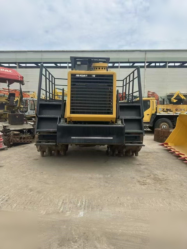 CATERPILLAR 816A - مدماج: صور 3 CATERPILLAR 816A - مدماج: صور 3
