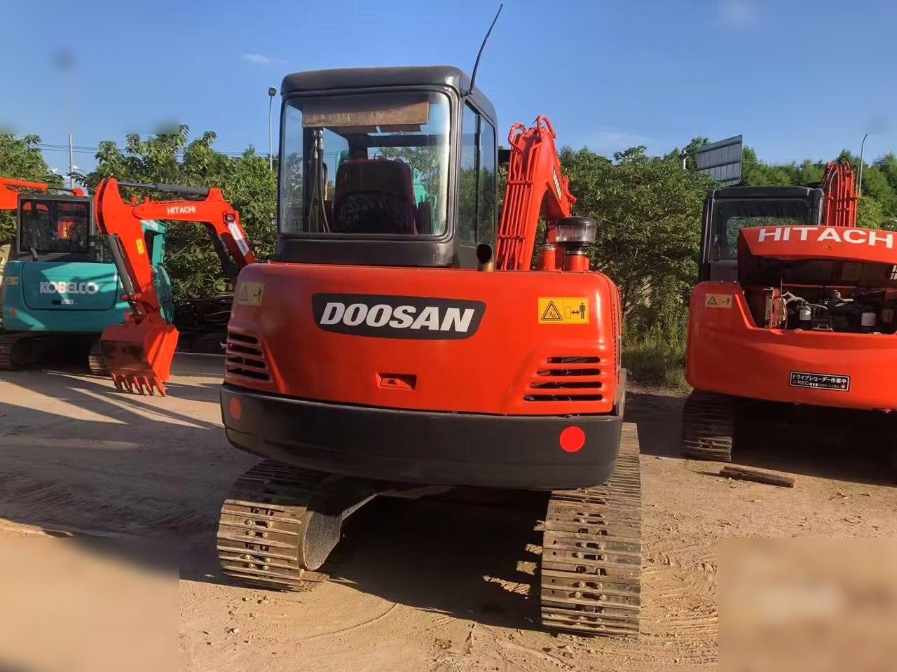 DOOSAN DH55-V - حفارة مصغرة: صور 5 DOOSAN DH55-V - حفارة مصغرة: صور 5