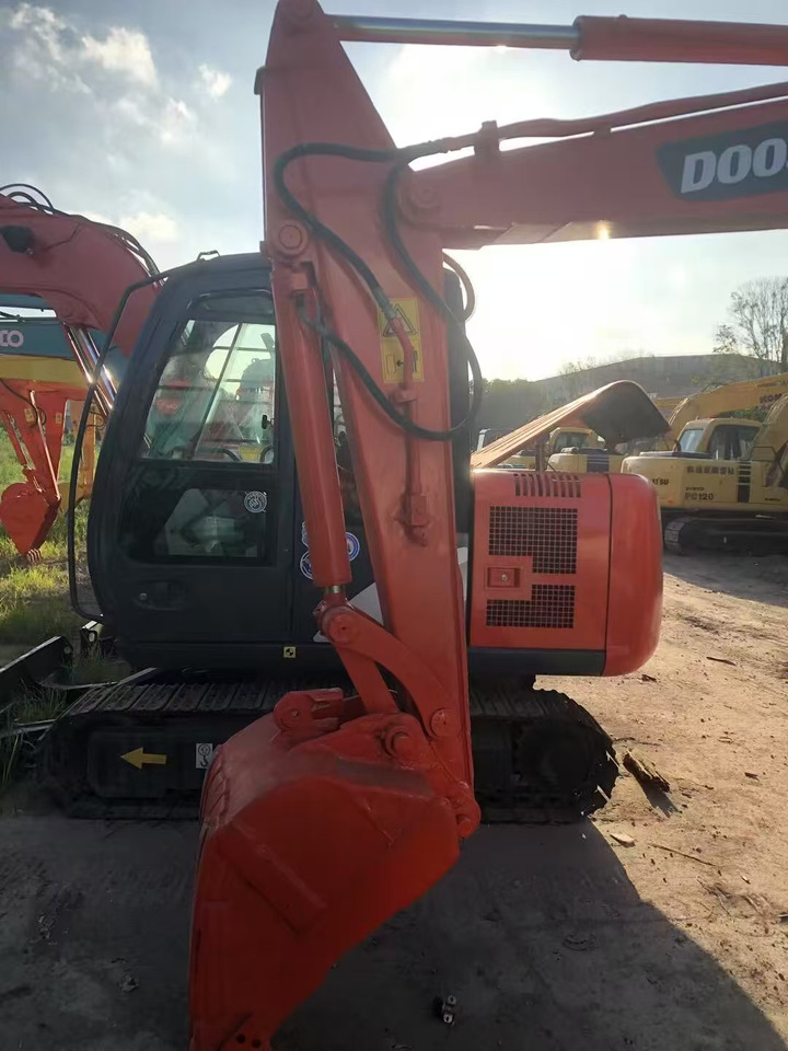 DOOSAN DX55-9C - حفارات زحافة: صور 4 DOOSAN DX55-9C - حفارات زحافة: صور 4