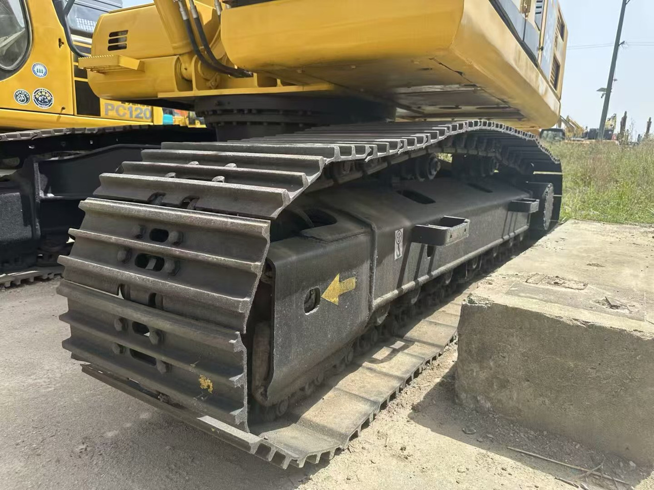 حفارات زحافة KOMATSU 200-8: صور 7