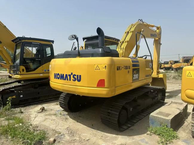 KOMATSU 200-8 - حفارات زحافة: صور 4 KOMATSU 200-8 - حفارات زحافة: صور 4