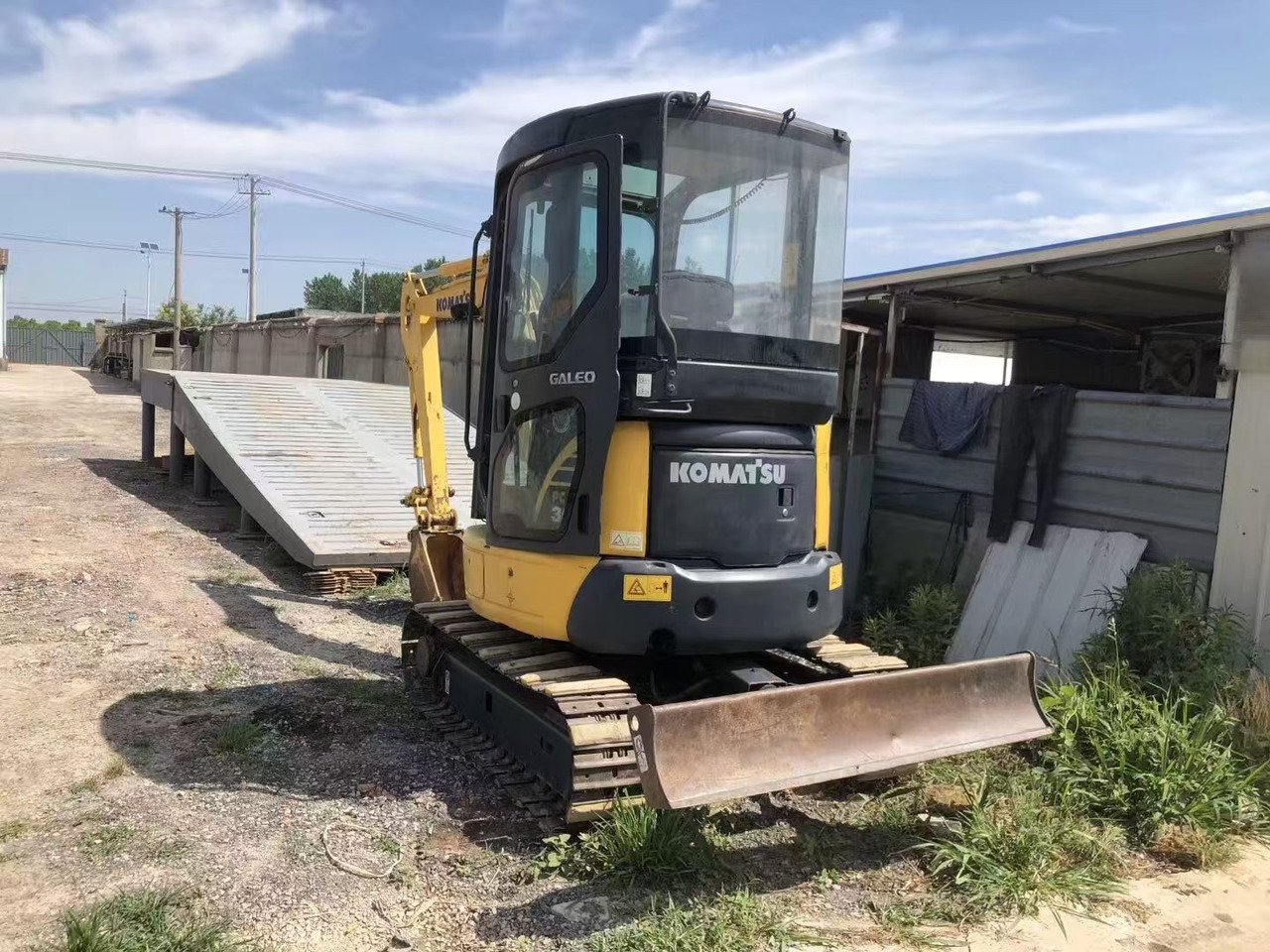 KOMATSU pc30MR - حفارة مصغرة: صور 5 KOMATSU pc30MR - حفارة مصغرة: صور 5