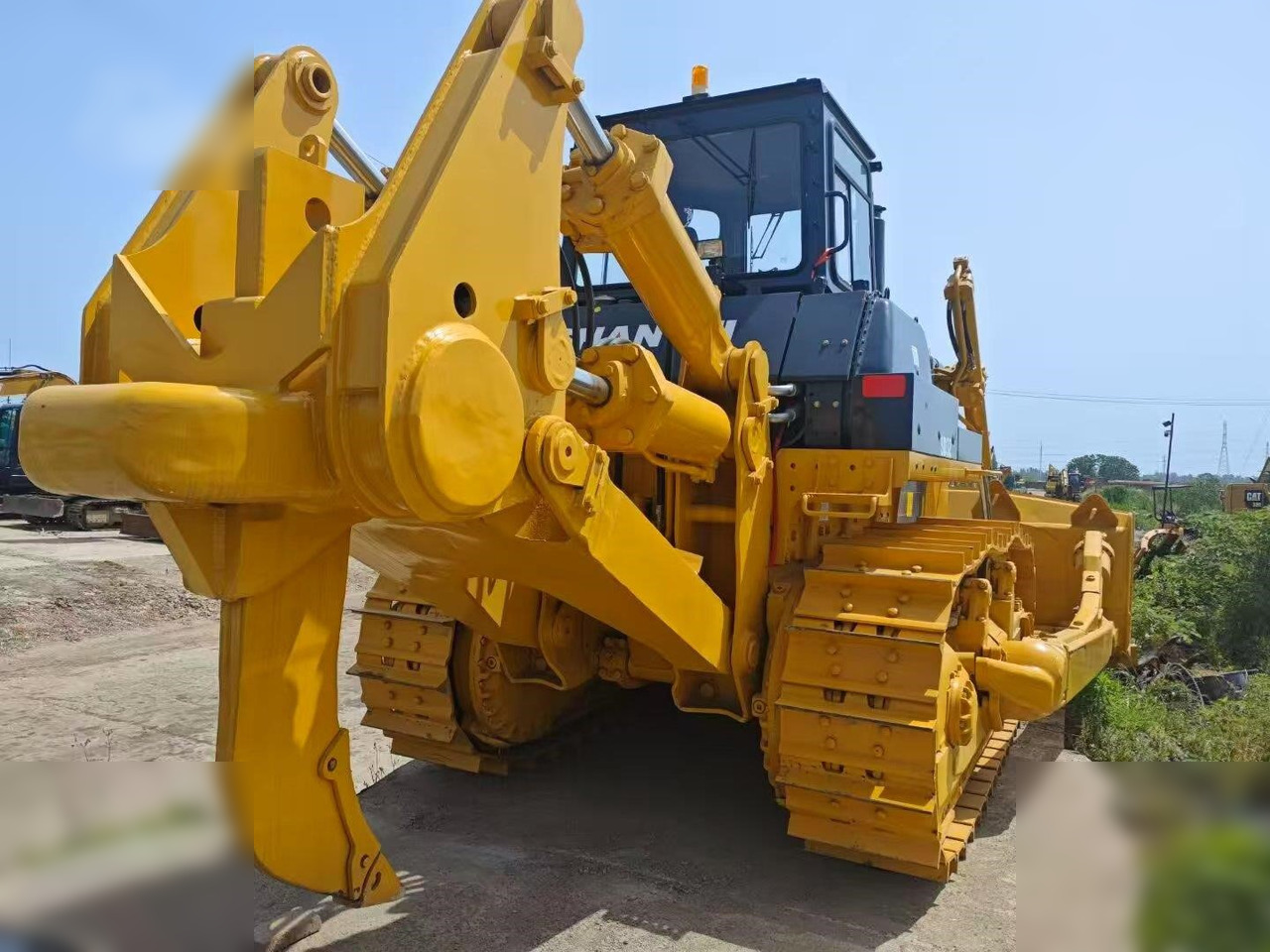 SHANTUI SD32 - بلدوزر: صور 3 SHANTUI SD32 - بلدوزر: صور 3