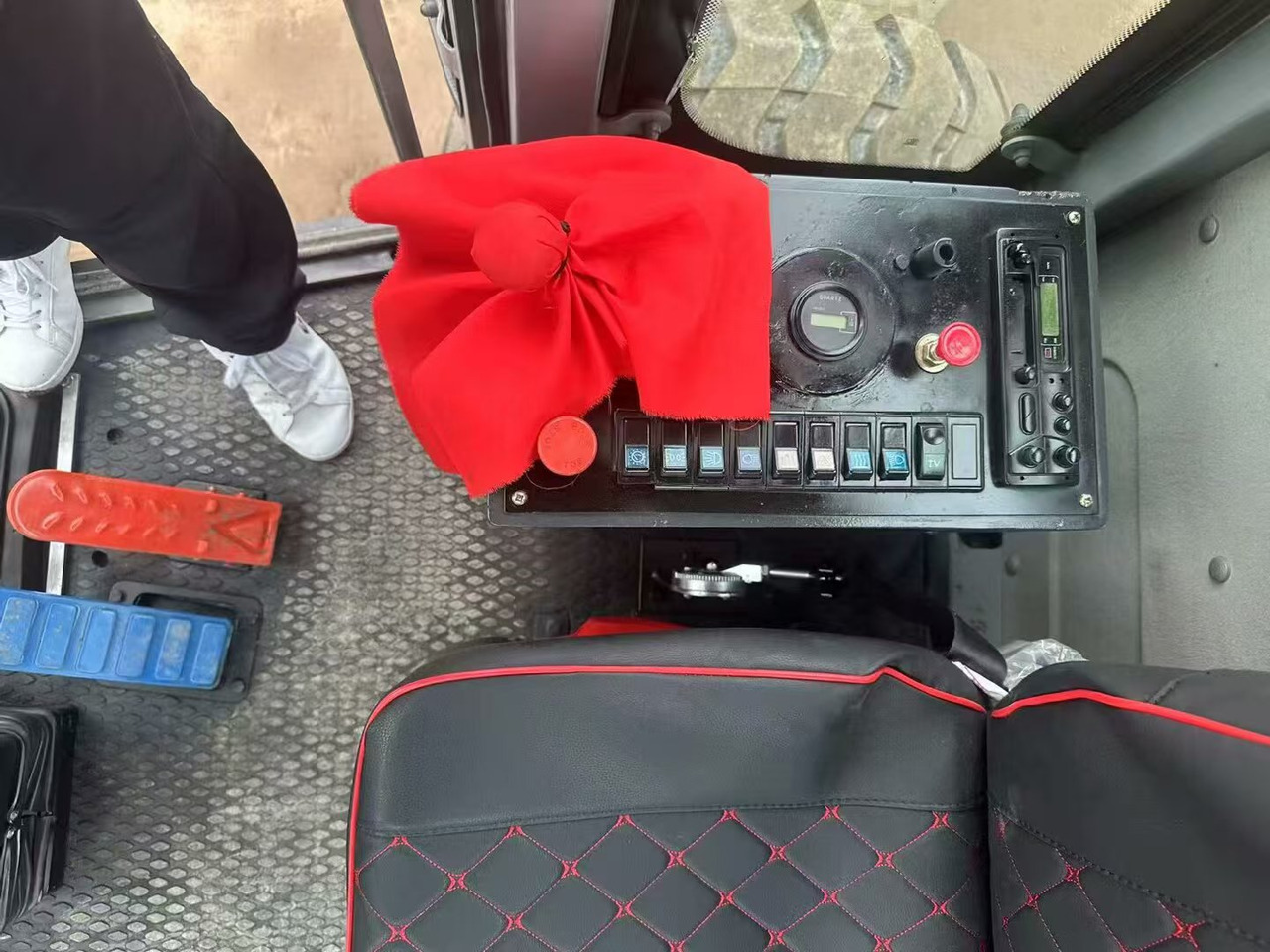 XCMG GR2153 إيجار XCMG GR2153: صور 12