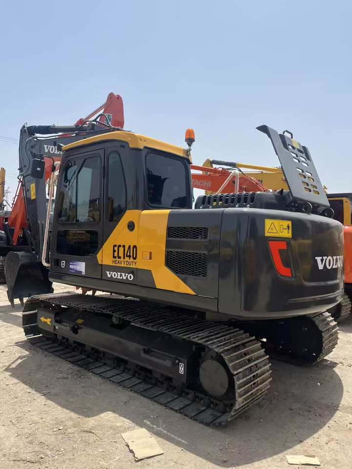 Volvo EC140 - حفارات زحافة: صور 3 Volvo EC140 - حفارات زحافة: صور 3