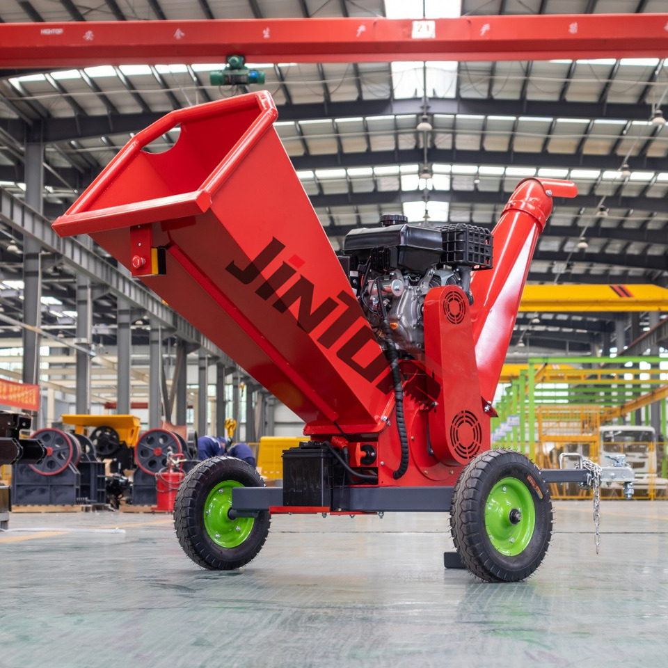JINTOP TC300 wood chipper - ماكينة تقطيع الأغصان: صور 1 JINTOP TC300 wood chipper - ماكينة تقطيع الأغصان: صور 1