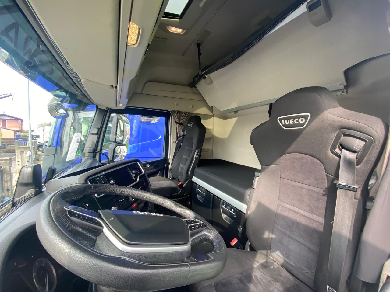 IVECO S-WAY AS260S48 إيجار IVECO S-WAY AS260S48: صور 7
