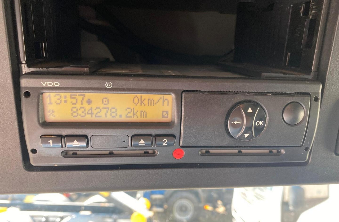 MERCEDES ANTOS 18.33 - مبردة شاحنة: صور 5 MERCEDES ANTOS 18.33 - مبردة شاحنة: صور 5