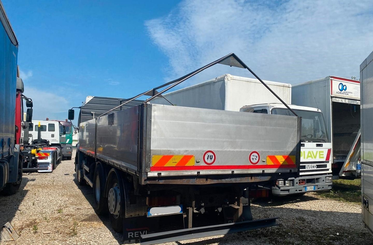 RENAULT PREMIUM 400 - شاحنات مسطحة: صور 2 RENAULT PREMIUM 400 - شاحنات مسطحة: صور 2