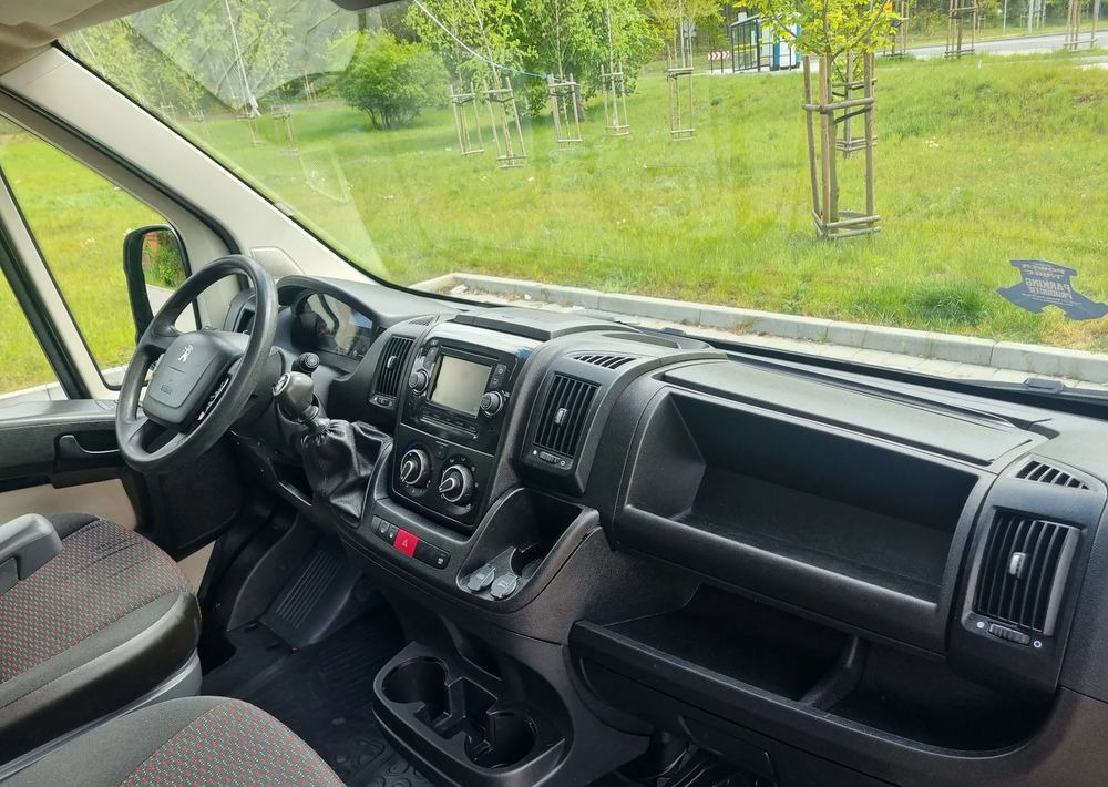 فان المدمجة Peugeot Boxer: صور 17