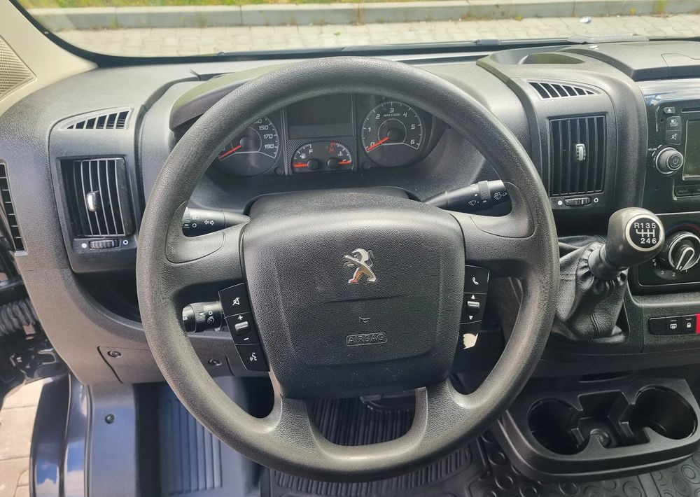 فان المدمجة Peugeot Boxer: صور 13