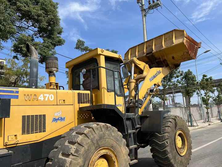 100% Original komatsu Wa470-3 Wheel Loader on Sale Used Japan Brand komatsu Wa380 470 Large Wheel Loader Export - اللودر بعجل: صور 4 100% Original komatsu Wa470-3 Wheel Loader on Sale Used Japan Brand komatsu Wa380 470 Large Wheel Loader Export - اللودر بعجل: صور 4