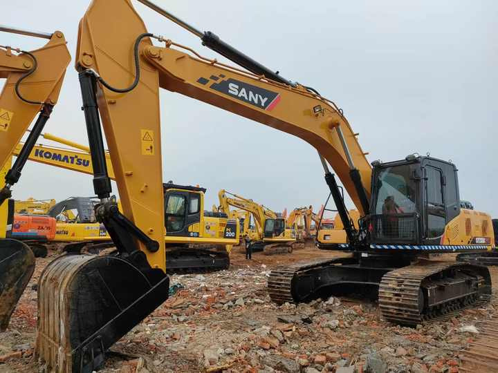 China Brand Used Sany Sy235c Mini Excavator 6ton Crawler Earth Digger Machine for Sale - حفارات زحافة: صور 4 China Brand Used Sany Sy235c Mini Excavator 6ton Crawler Earth Digger Machine for Sale - حفارات زحافة: صور 4