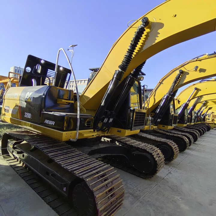 Excellent Performance Second-hand Caterpillar 320d2 Hydraulic 20ton Excavator Cat320D2: Good Condition, Low Price for Sale - حفارات زحافة: صور 1 Excellent Performance Second-hand Caterpillar 320d2 Hydraulic 20ton Excavator Cat320D2: Good Condition, Low Price for Sale - حفارات زحافة: صور 1