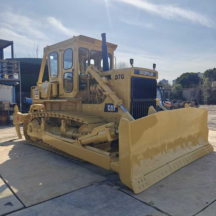 Good Condition Caterpillar CATD7G Original Japan Used Crawler Dozer Used CAT D6 D7 D10 Second Hand Bulldozers for Sale - بلدوزر: صور 5 Good Condition Caterpillar CATD7G Original Japan Used Crawler Dozer Used CAT D6 D7 D10 Second Hand Bulldozers for Sale - بلدوزر: صور 5