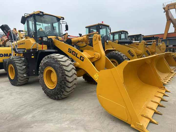 High-Performance Lingong955F Loader Strong Bucket Capacity Ready to Work SDLG - اللودر بعجل: صور 3 High-Performance Lingong955F Loader Strong Bucket Capacity Ready to Work SDLG - اللودر بعجل: صور 3