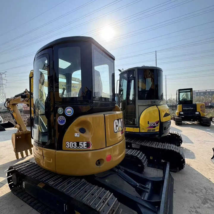 Mini CAT Brand Excavators Cat 303.5e 305.5e 306e 307e 308e on Sale Caterpillar Excavator Cat303.5E 3.5tons for Sale - حفارات زحافة: صور 1 Mini CAT Brand Excavators Cat 303.5e 305.5e 306e 307e 308e on Sale Caterpillar Excavator Cat303.5E 3.5tons for Sale - حفارات زحافة: صور 1