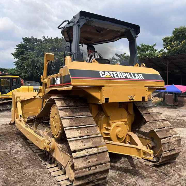 Original Caterpillar D6r Bulldozer Used Caterpillar D5 D6 D7 Bulldozer on Sale High Quality Caterpillar D6r Bulldozer - بلدوزر: صور 2 Original Caterpillar D6r Bulldozer Used Caterpillar D5 D6 D7 Bulldozer on Sale High Quality Caterpillar D6r Bulldozer - بلدوزر: صور 2