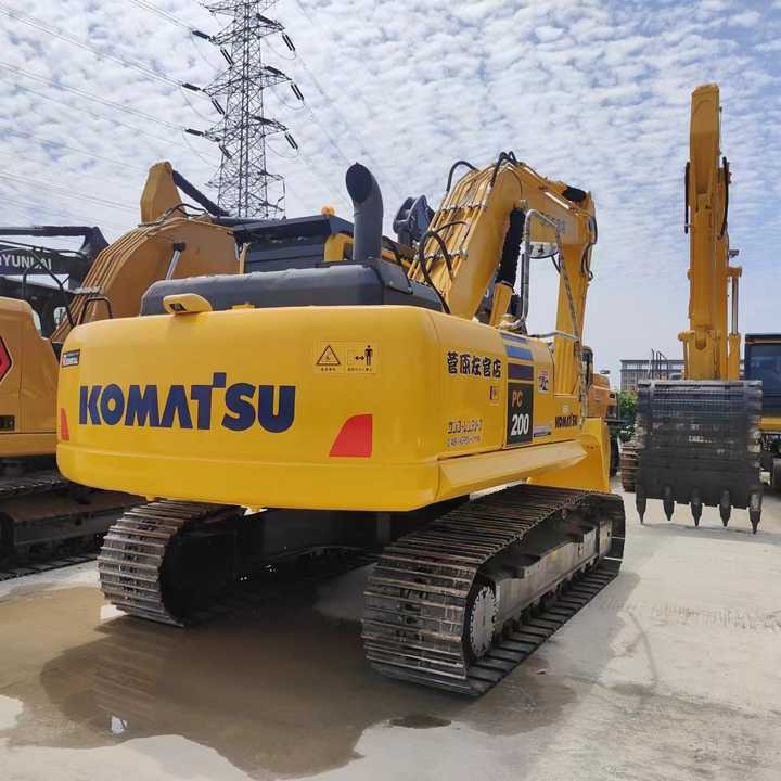 PC200-8 Low Working Hour Second Hand 20 Ton Excavator Komatsu Pc200-8 Crawler Excavator Used Komatsu Excavator PC200-8N1 - حفارة: صور 1 PC200-8 Low Working Hour Second Hand 20 Ton Excavator Komatsu Pc200-8 Crawler Excavator Used Komatsu Excavator PC200-8N1 - حفارة: صور 1