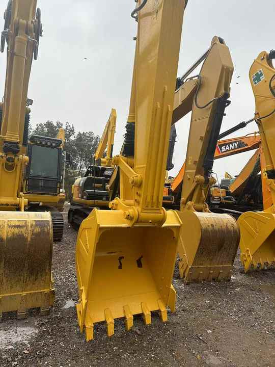 PC200-8 Low Working Hour Second Hand 20 Ton Excavator Komatsu Pc200-8 Crawler Excavator Used Komatsu Excavator PC200-8N1 - حفارة: صور 5 PC200-8 Low Working Hour Second Hand 20 Ton Excavator Komatsu Pc200-8 Crawler Excavator Used Komatsu Excavator PC200-8N1 - حفارة: صور 5