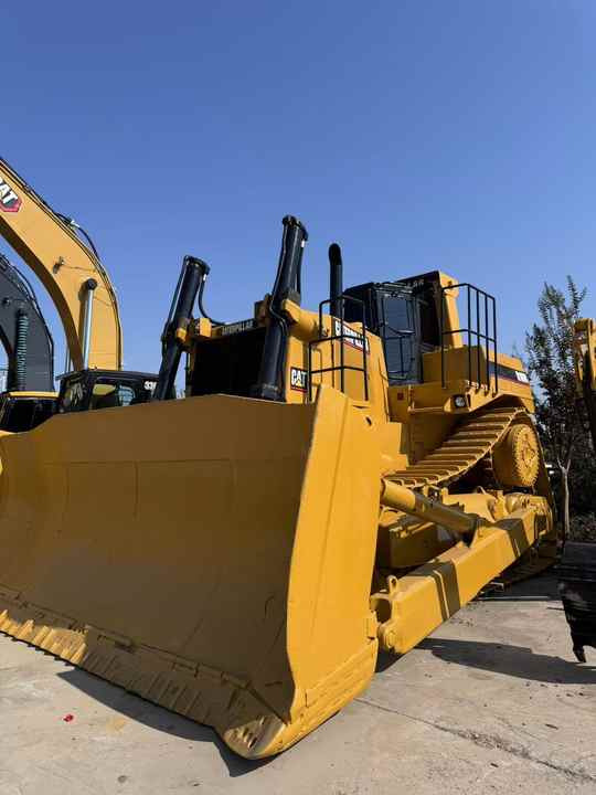 USED ORIGINAL CAT D10r Large Bulldozer for Sale Spot Cat D10 Bulldozer Cat D5 D6 D7 D10 Bulldozer in China - بلدوزر: صور 5 USED ORIGINAL CAT D10r Large Bulldozer for Sale Spot Cat D10 Bulldozer Cat D5 D6 D7 D10 Bulldozer in China - بلدوزر: صور 5