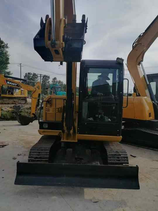 حفارة مصغرة Used CAT 305.5E 5T Second Hand Japan Original MINI Excavator Mining Construction Excavators Hot Sale 306 307 308 Small Mini 6t: صور 6