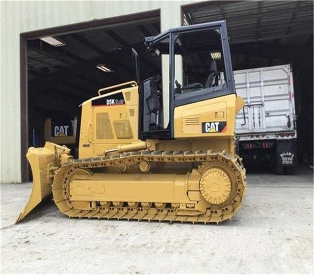 Used Cat D5k D5g D5 D5m D5h Crawler Bulldozer , CAT Bulldozer with Ripper , Original Cat Bulldozers - بلدوزر: صور 2 Used Cat D5k D5g D5 D5m D5h Crawler Bulldozer , CAT Bulldozer with Ripper , Original Cat Bulldozers - بلدوزر: صور 2