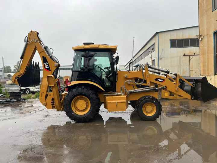 Used Caterpillar CAT 420F Backhoe Loader Retro Excavator CAT420F Cheap Price for Sale - حفار متعدد الاستخدام: صور 3 Used Caterpillar CAT 420F Backhoe Loader Retro Excavator CAT420F Cheap Price for Sale - حفار متعدد الاستخدام: صور 3