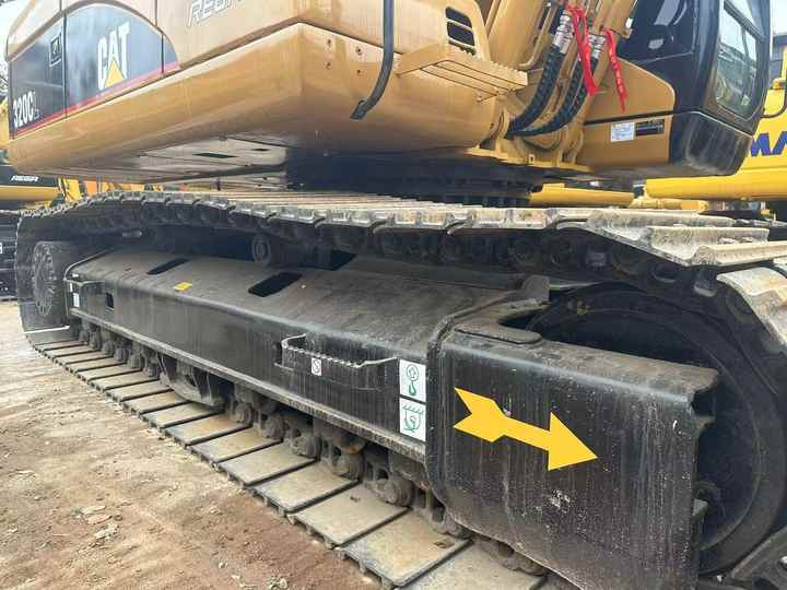 Used Excavator CAT 320C Second Hand Highly Competitive Digging Machine 325C 330C for Sale - حفارات زحافة: صور 5 Used Excavator CAT 320C Second Hand Highly Competitive Digging Machine 325C 330C for Sale - حفارات زحافة: صور 5