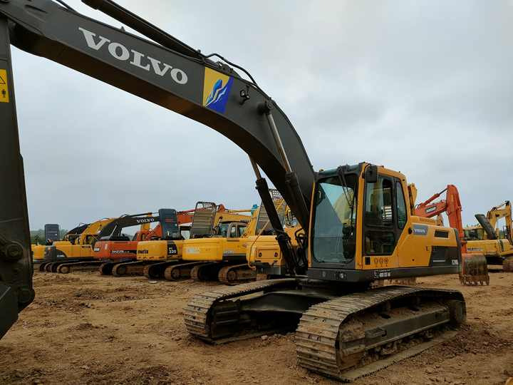 Used Strong Power volvo EC290 Korea Excavator volvo Excavator 290 for Sale 20T 30T EC210 EC240 EC300 EC360 - حفارة: صور 3 Used Strong Power volvo EC290 Korea Excavator volvo Excavator 290 for Sale 20T 30T EC210 EC240 EC300 EC360 - حفارة: صور 3