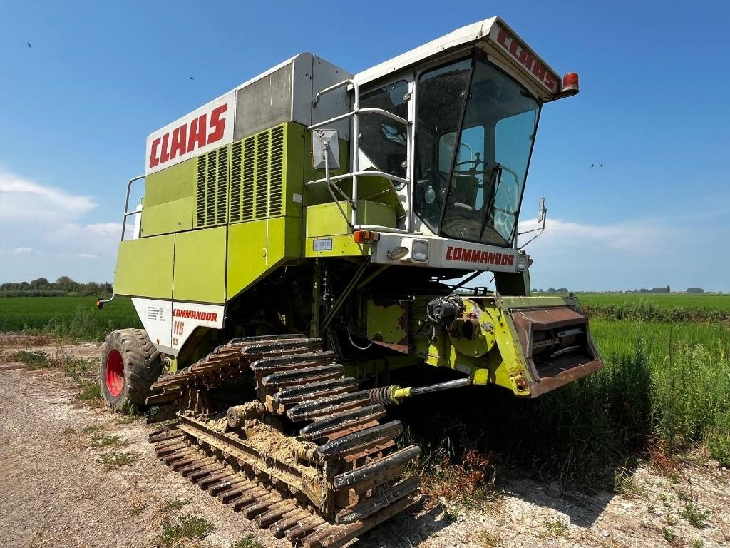 Claas COMMANDOR 116 CS RISO - حصادة شاملة: صور 1 Claas COMMANDOR 116 CS RISO - حصادة شاملة: صور 1