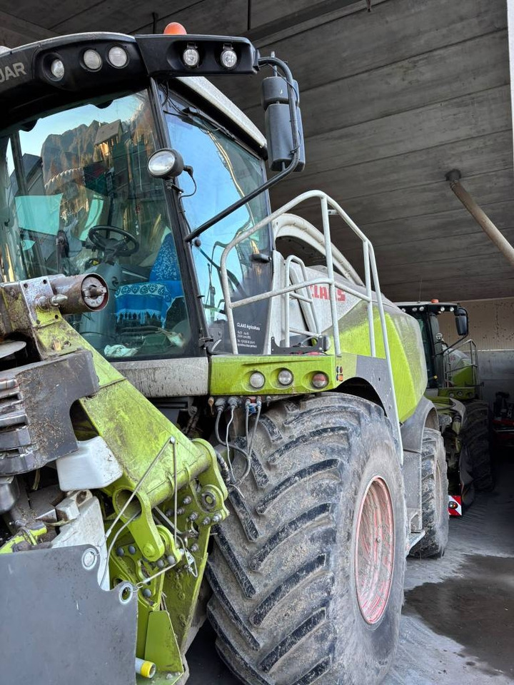 Claas Jaguar 970 - حصادة الأعلاف: صور 1 Claas Jaguar 970 - حصادة الأعلاف: صور 1