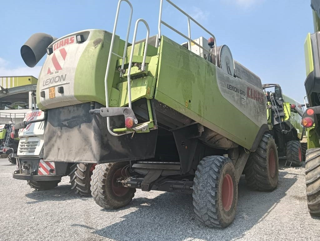 Claas Lexion 570 - حصادة شاملة: صور 4 Claas Lexion 570 - حصادة شاملة: صور 4