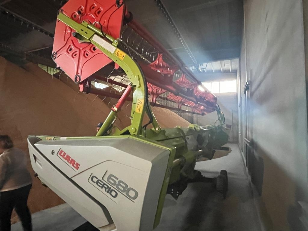 Claas Lexion 7700 TT RISO - حصادة شاملة: صور 4 Claas Lexion 7700 TT RISO - حصادة شاملة: صور 4