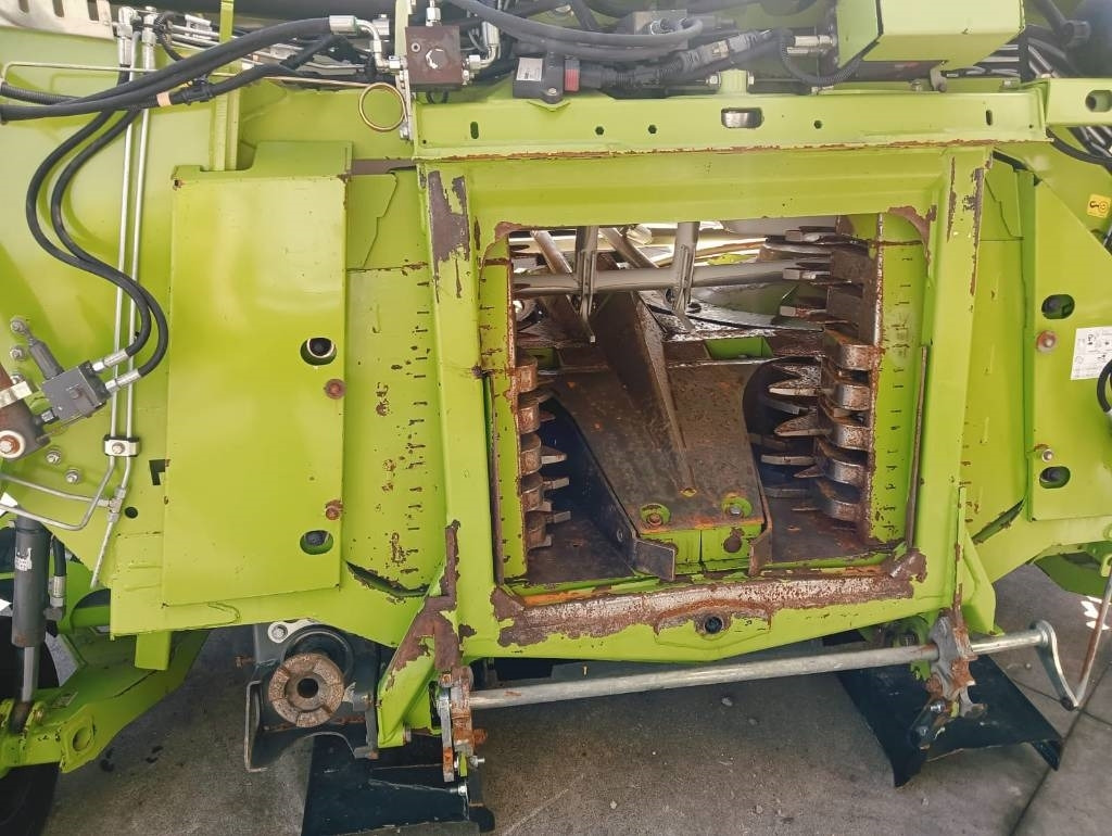 Claas Orbis 900 - معدات القش: صور 5 Claas Orbis 900 - معدات القش: صور 5