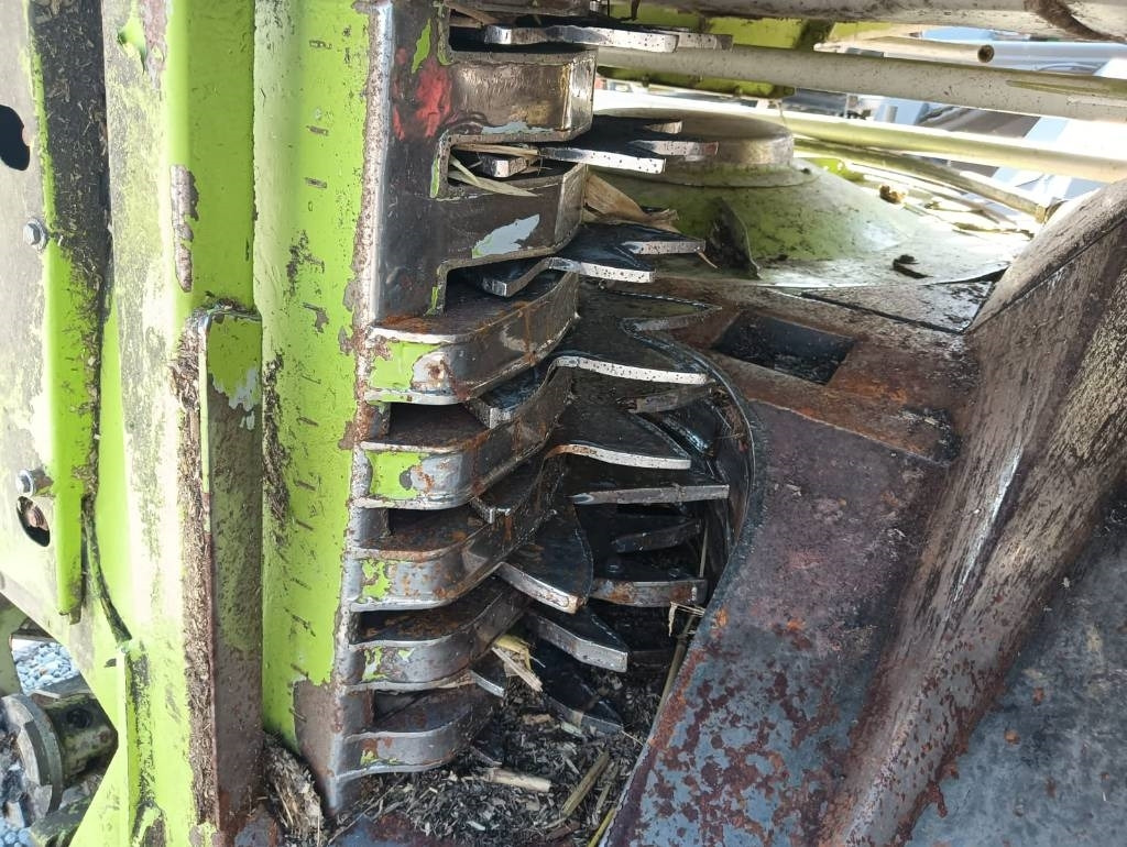 Claas Orbis 900 - حصادات الذرة: صور 2 Claas Orbis 900 - حصادات الذرة: صور 2