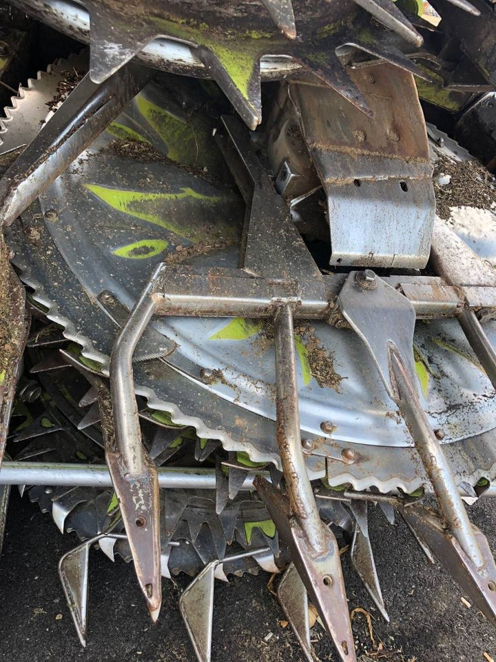 Claas Orbis 900 - حصادات الذرة: صور 5 Claas Orbis 900 - حصادات الذرة: صور 5